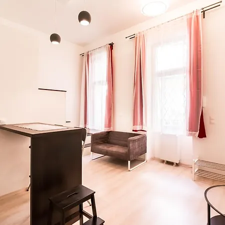 Apartment Mickey's Flat Close To Whale Budapest