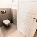 Апартаменты Mickey's Flat Close To Whale Будапешт