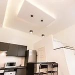 Апартаменты Mickey's Flat Close To Whale Будапешт